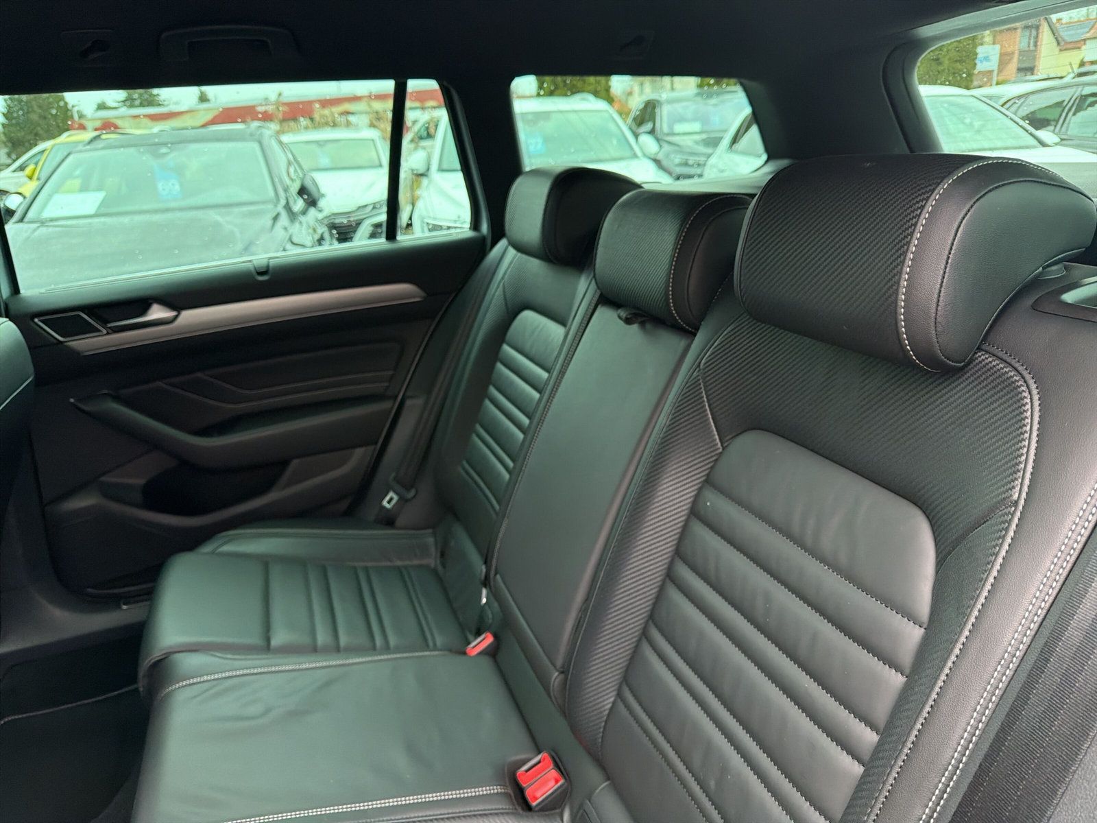 Passat Variant R-Line TSi DSG Navi Matrix Elegan