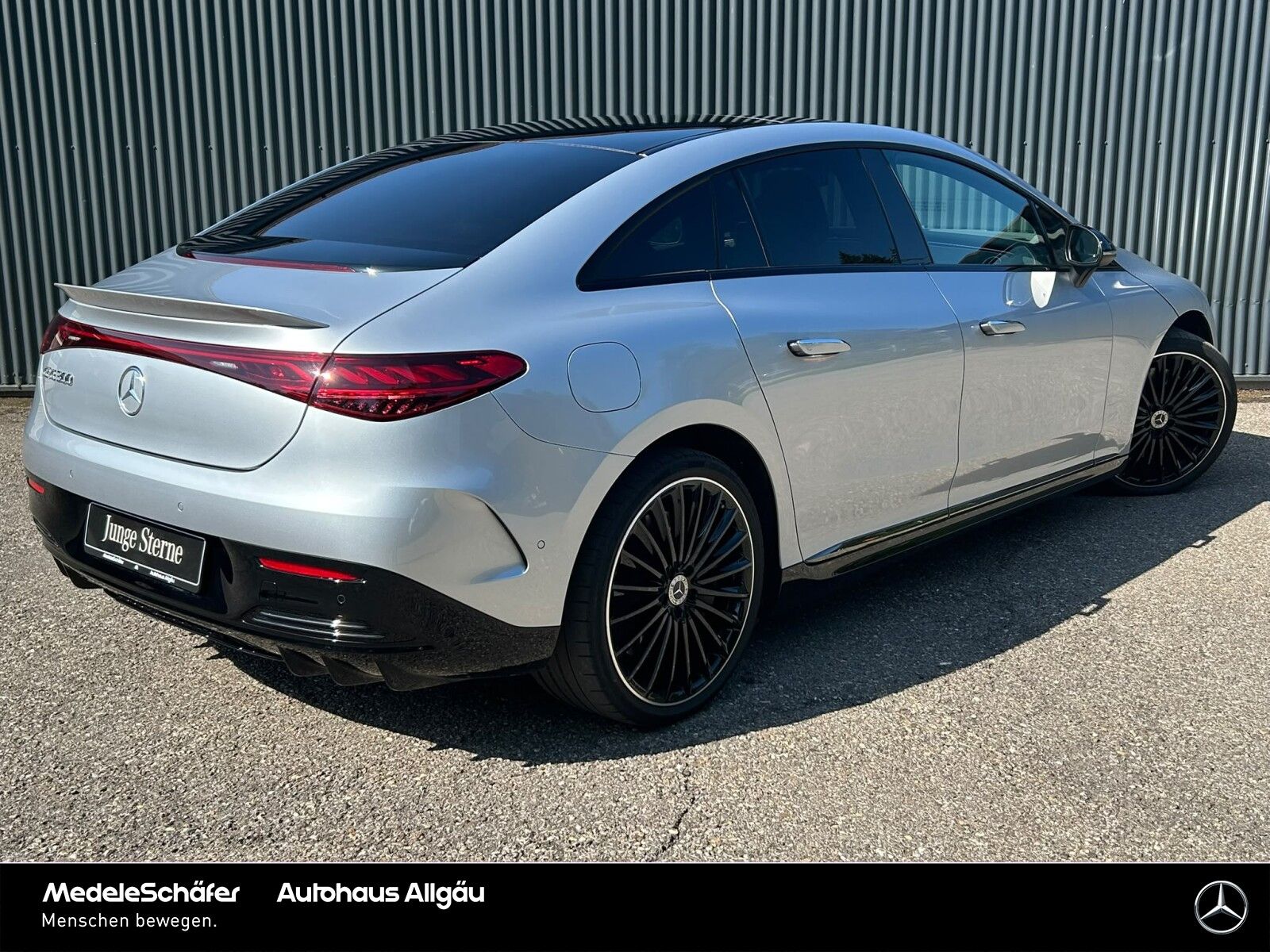 Mercedes-Benz EQE 300 AMG Night 21" D-Light AIRMATIC PanoSD foto 8