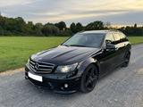 Mercedes-Benz C63 AMG Schiebedach,AMG-Scha... - Mercedes-Benz C 63 AMG Gebrauchtwagen in Frankfurt