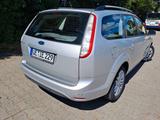 Ford Focus 1,8 Turnier Ghia, TÜV NEU! - Ford Focus: 1.8