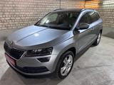 Skoda Karoq Style 4x4 2.0 TDI 1.Hd Scheckheft gepflegt - Skoda Karoq Gebrauchtwagen in Hamburg