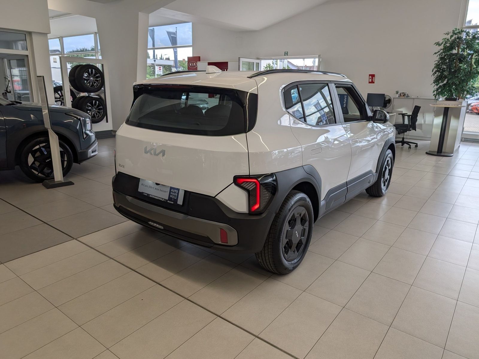 KIA EV2  42,2-kWh 5S Earth Winter-Connect – Bild 4