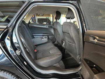 Ford Mondeo Turnier Titanium AWD *AHK*Kamera*Klima*BT