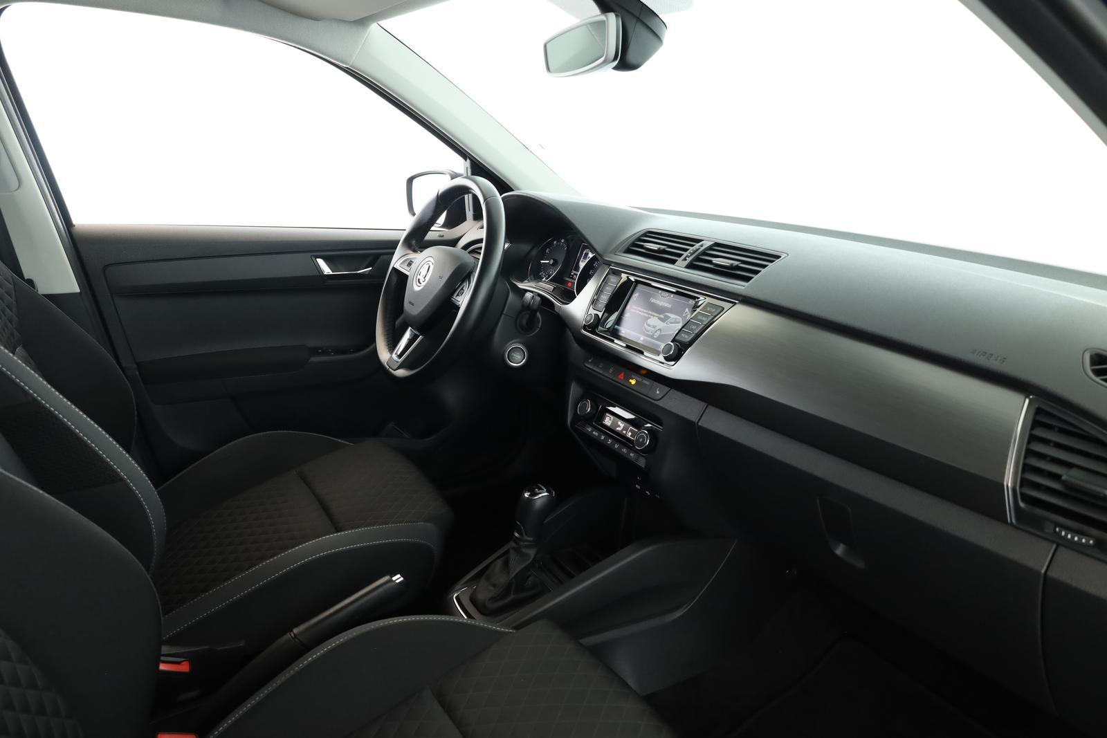 Skoda Fabia 1.0 TSI DSG Style Klima DAB SHZ ACC PDC 17