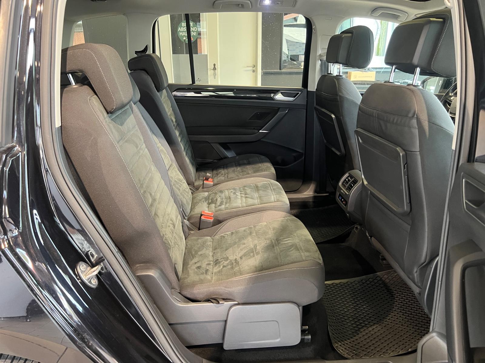 Volkswagen Touran Highline*ALCANTARA*PANO*AHK