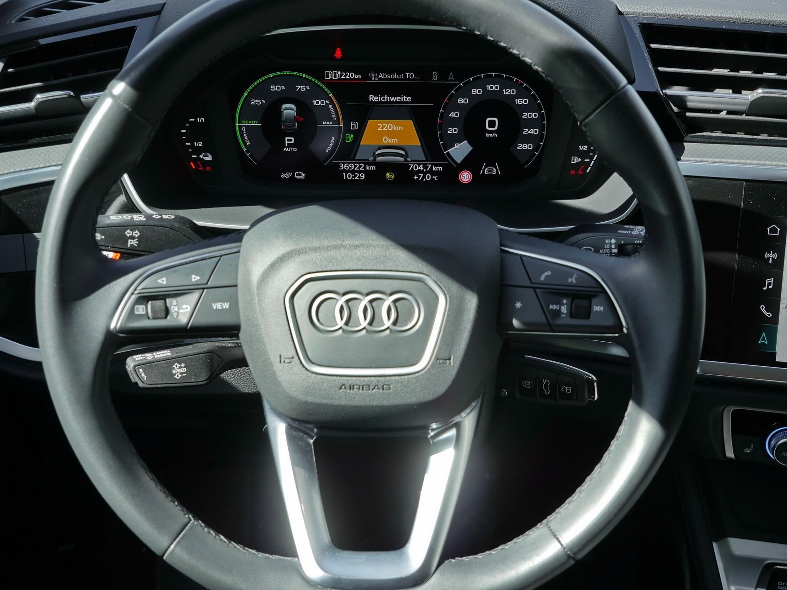 Audi Q3 - Bild 9