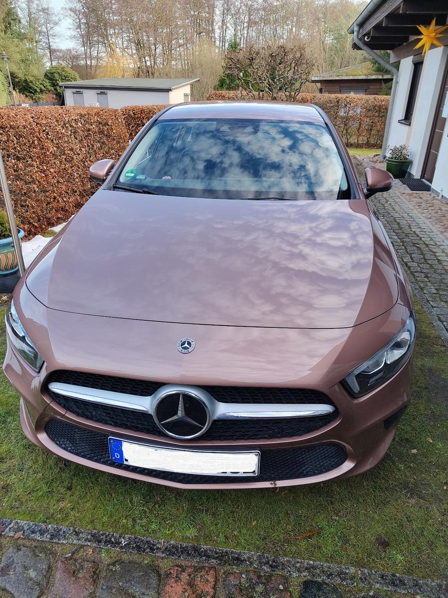 Mercedes-Benz A 250 e DCT Progressive