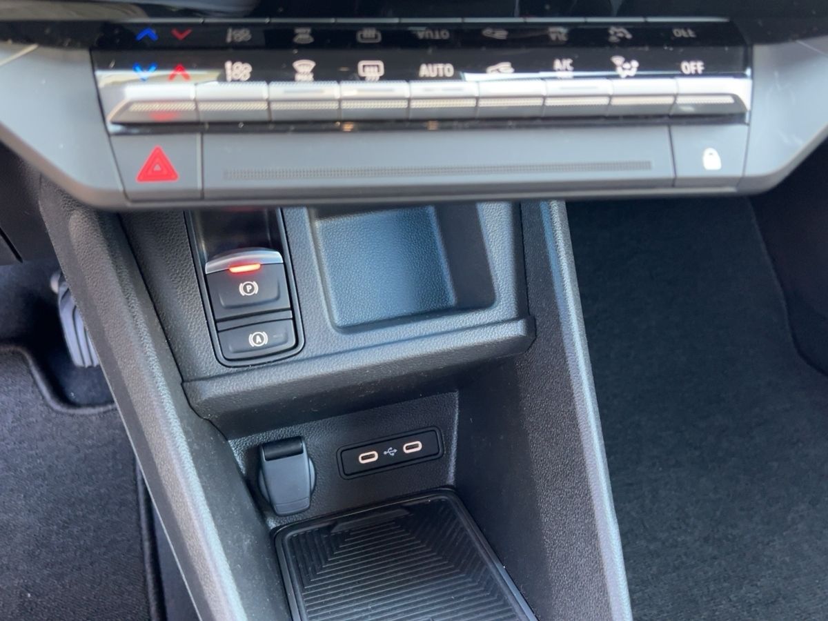 Renault R 4 - Bild 14