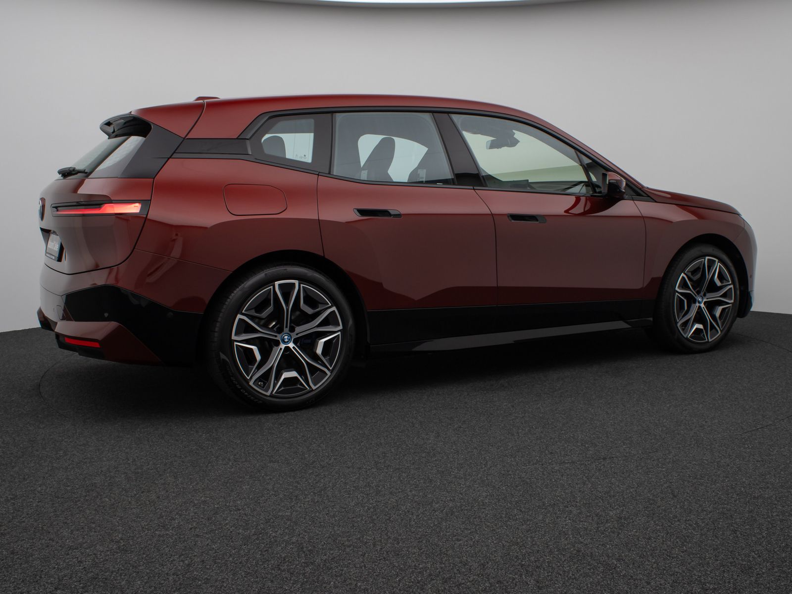 Fahrzeugabbildung BMW iX xD40 360° DAB H/K ACC Komfort Sport 22Zoll