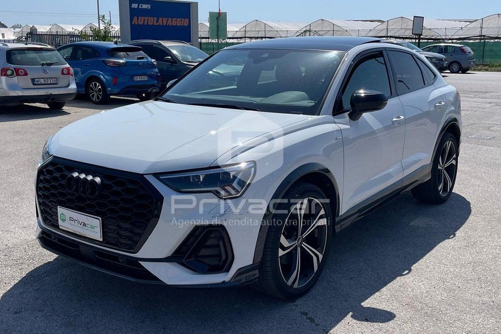 Image of Audi Q3