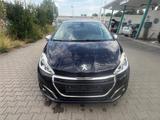 Peugeot 208 Style - Peugeot 208: Style