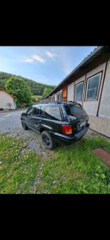 Jeep Cherokee Geländewagen  - gebrauchte Jeep Cherokee aus dem Jahr 2003