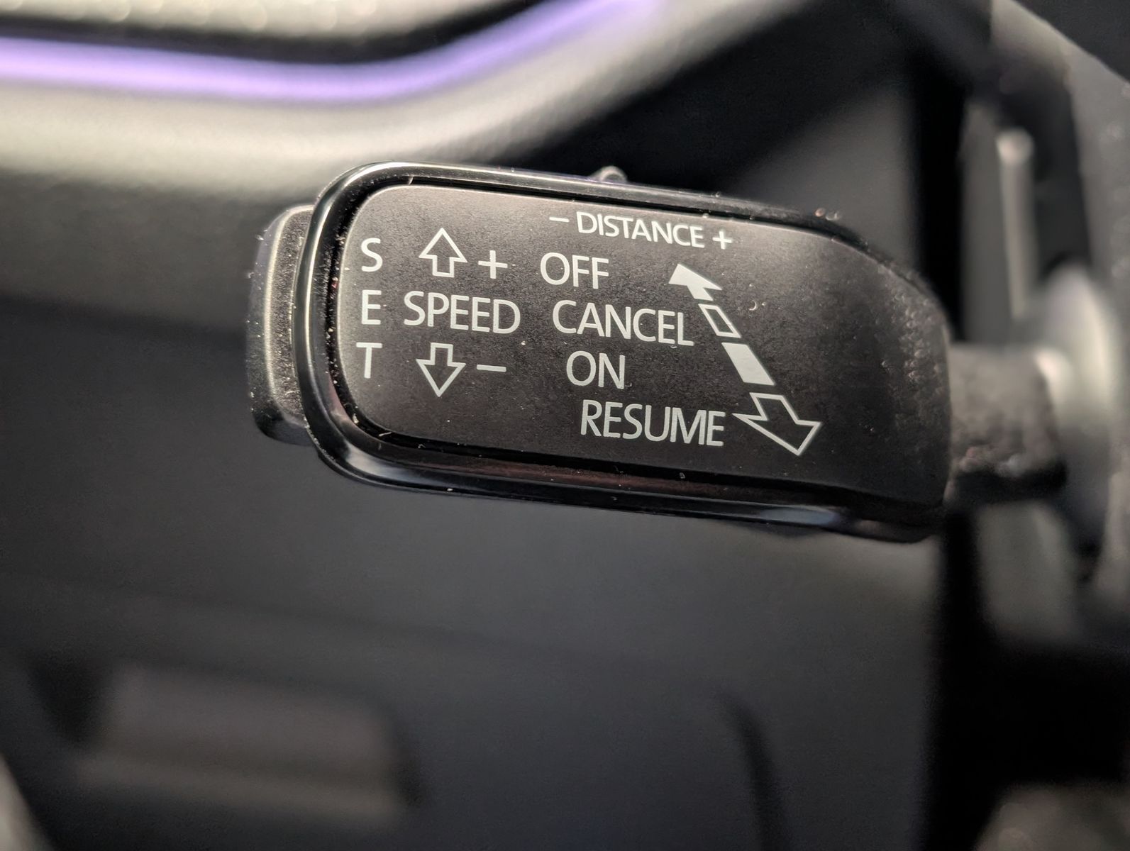 Fahrzeugabbildung SKODA Octavia 1.5 TSI mHEV DSG ACC Style-Paket AHK 17"