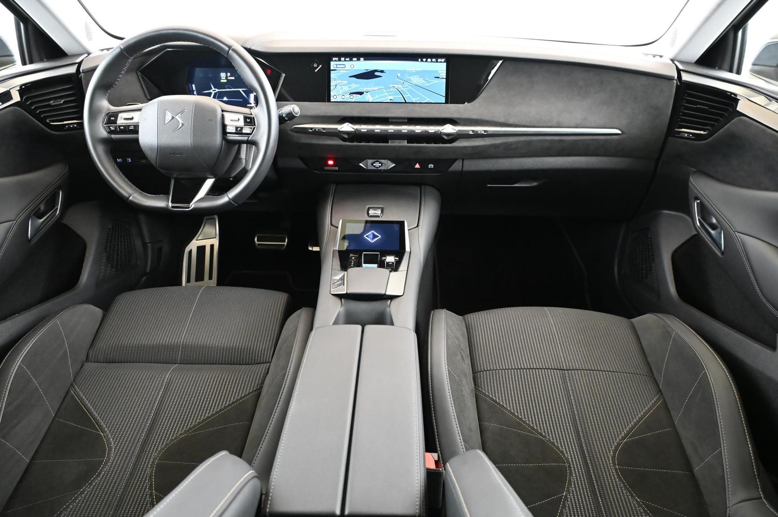 DS Automobiles DS4 1.6 E-Tense 225 Etolie Alcantara UVP 53.000 