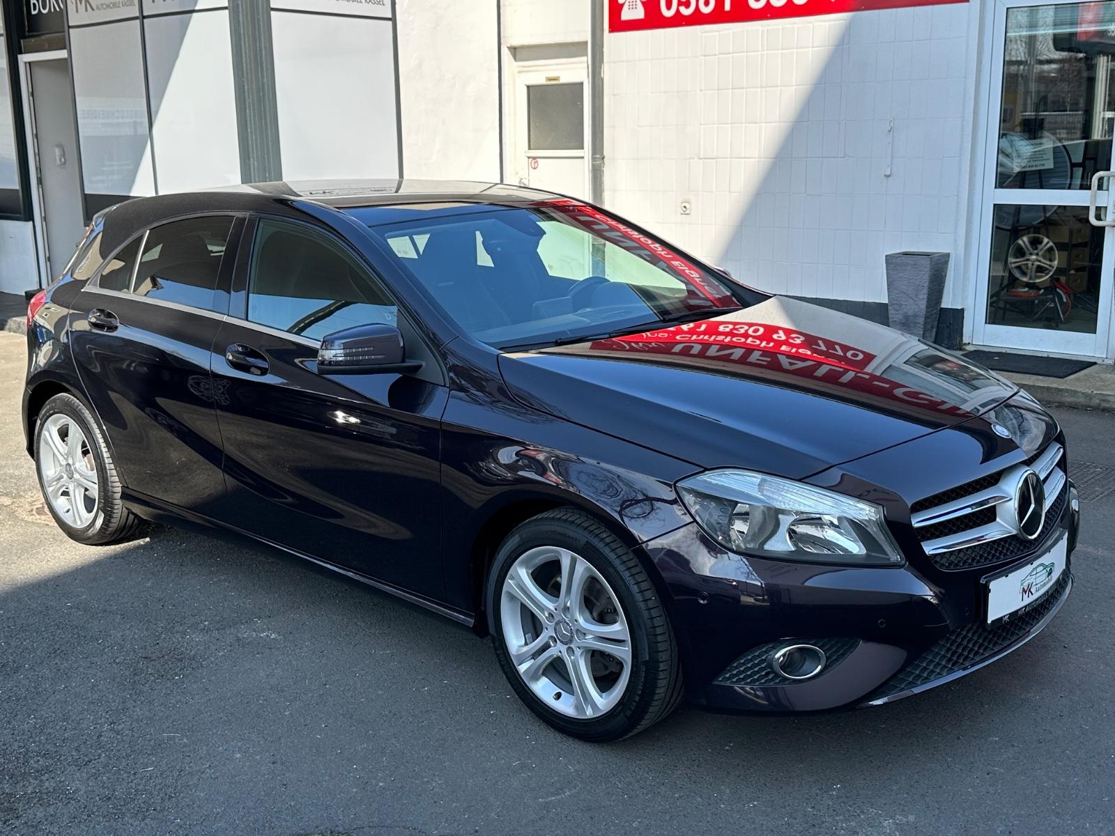 Mercedes-Benz A 200 BlueEfficiency 7G-Tronic Navi/ RFK/ Leder
