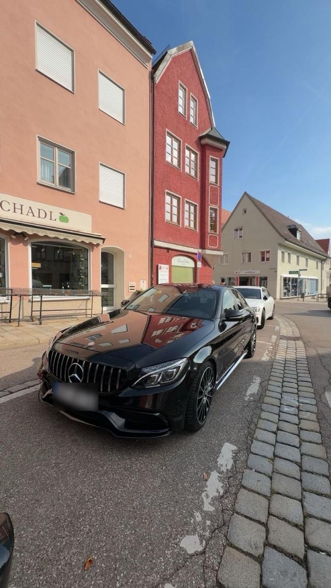 Mercedes-Benz C 220