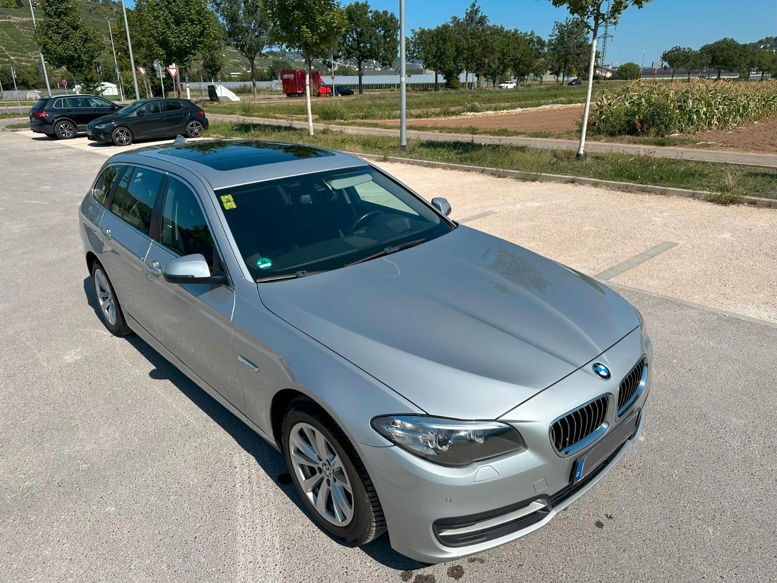 BMW 525d xDrive Head-Up Abstandtemp. Pano.