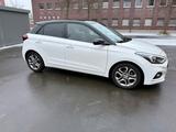 Hyundai i20 1.2 62kW Advantage Advantage - Hyundai i20 Advantage mit Benzin-Antrieb
