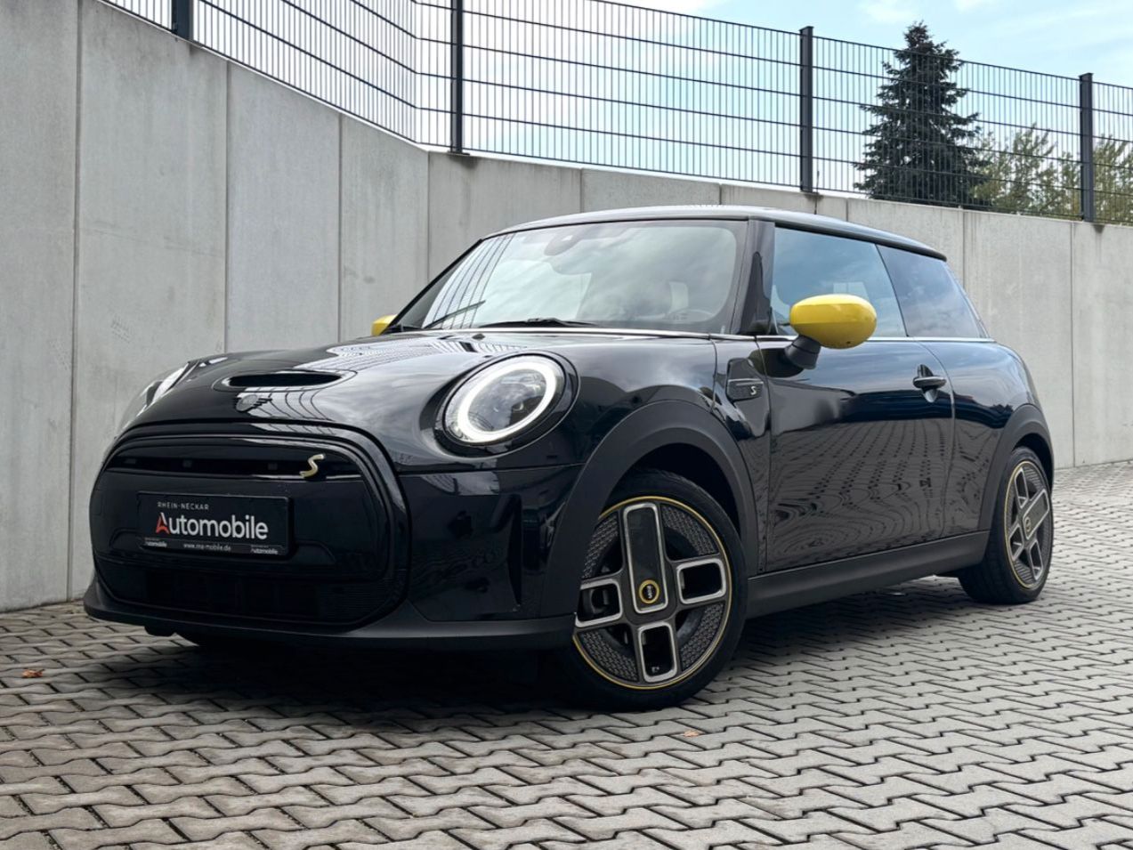 MINI COOPER SE E-Trim/LED/Premium+/Leder/Navi/1Hand