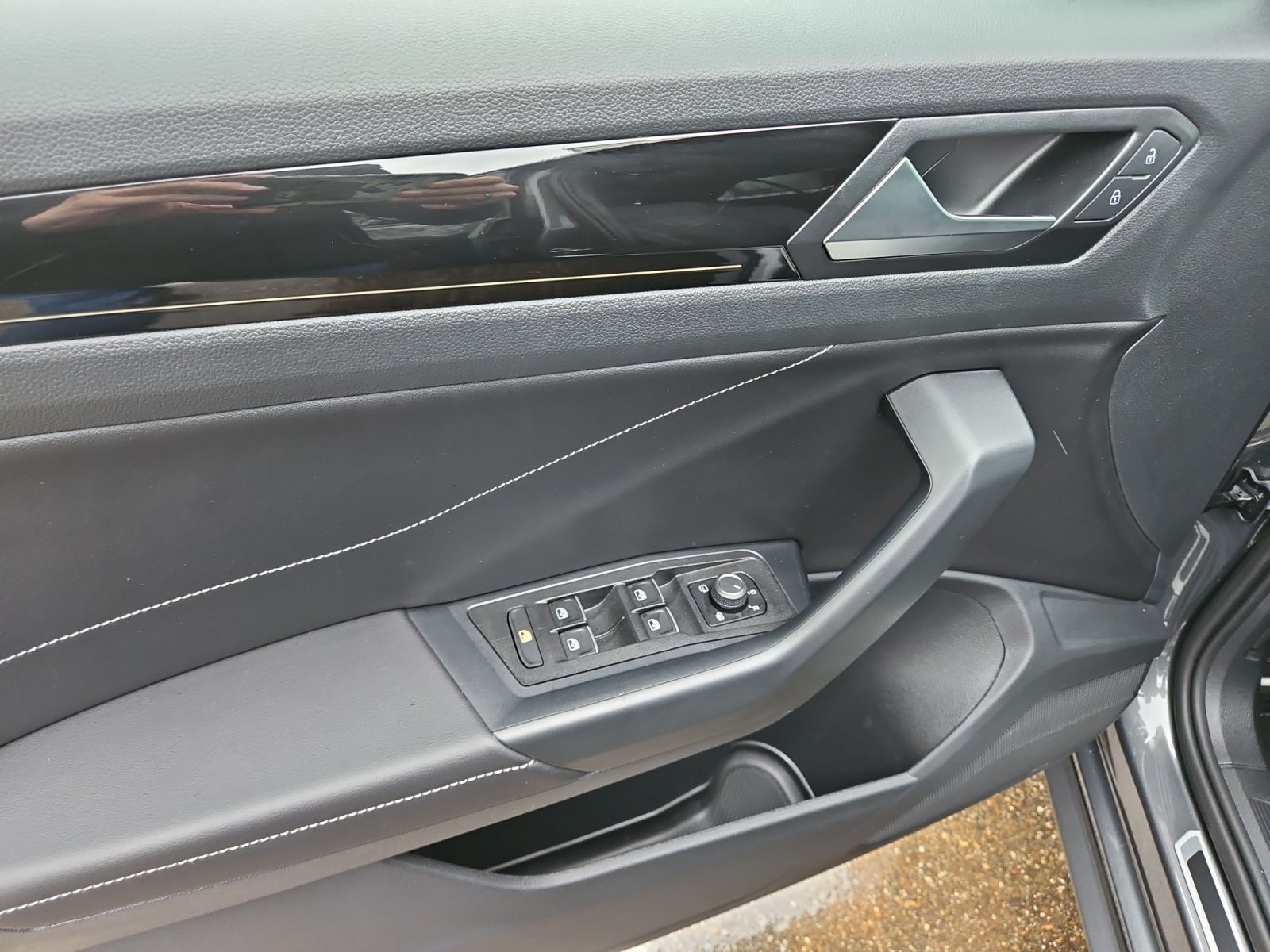 Volkswagen T-Roc - Bild 14
