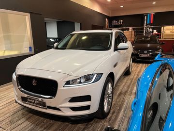 Jaguar F-Pace - 3