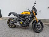 Yamaha XSR 900 Kenny Roberts, Top Zustand, viel Zubehör - YAMAHA GELB ABS