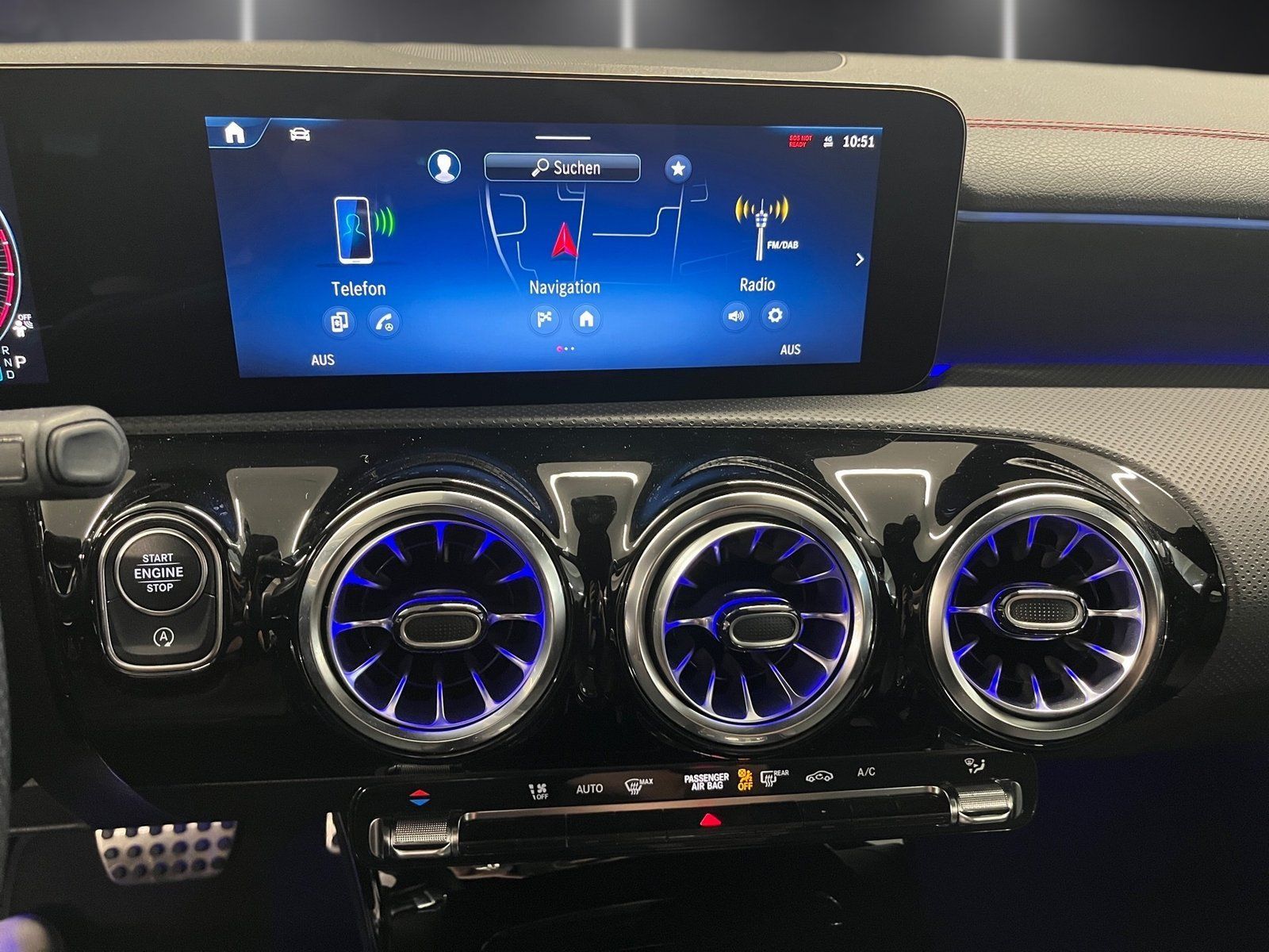 Fahrzeugabbildung Mercedes-Benz CLA 200 SB AMG*AHK*DAB*LED*Keyless*Winter-Paket
