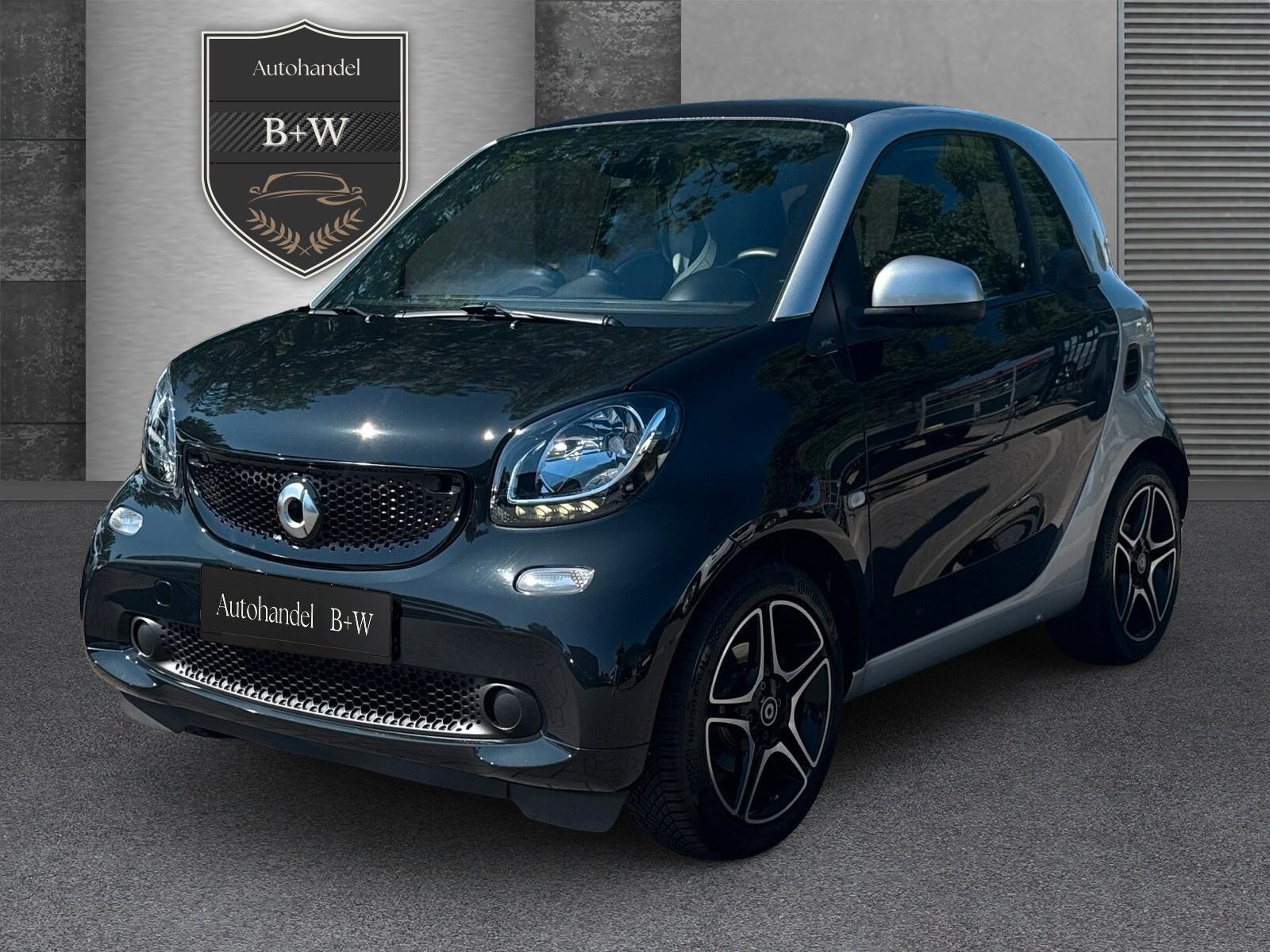 Smart ForTwo coupe KAMERA+SHZ+GJR+NAVI+TEMPOMAT+LEDER