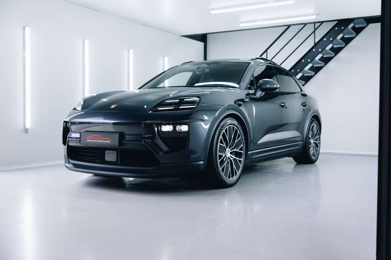 Porsche Macan 4 Electric Trekhaak BOSE Pano Luchtvering imagem 3