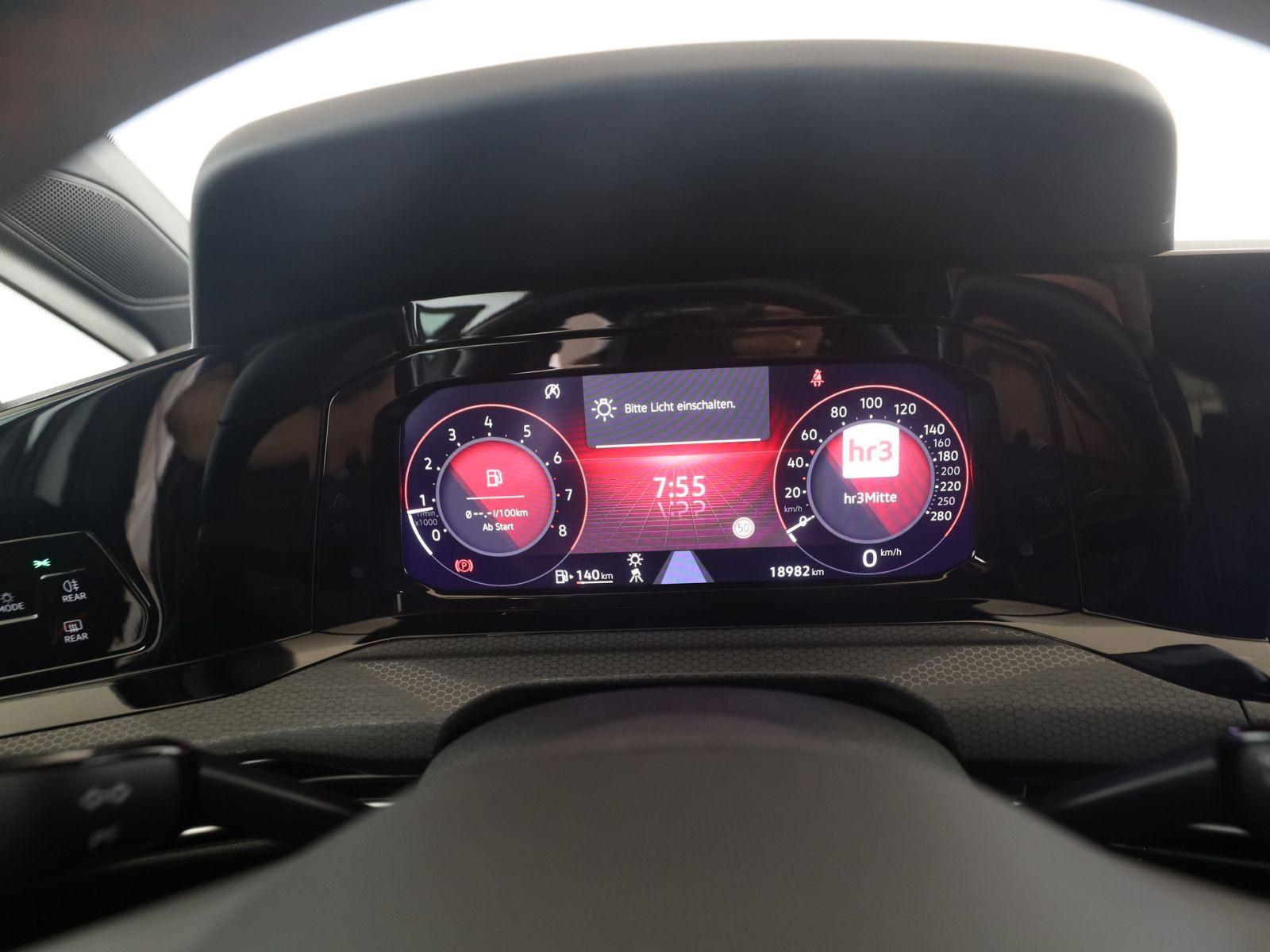 Volkswagen Golf VIII 2.0 TSI GTI LED+PDC+Navi+AppleCar, миниатюра 13