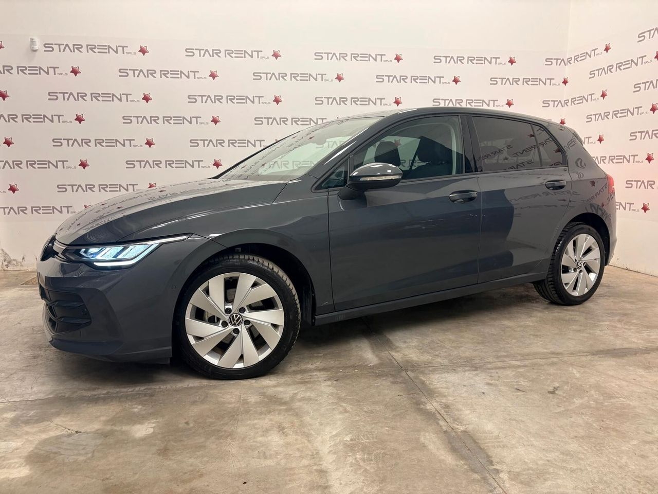 Volkswagen Golf 2.0 TDI 115 CV SCR Life imagem 2