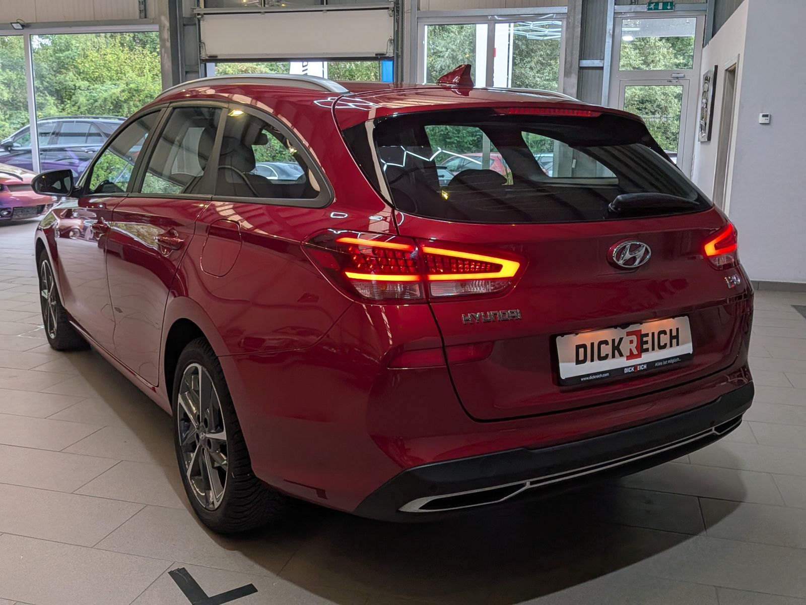 Fahrzeugabbildung Hyundai i30 1.5 T-GDI DCT Trend MHEV Cam Navi LED-Paket