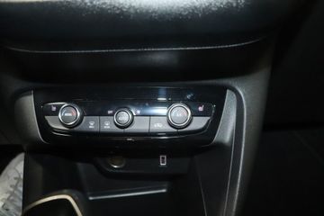 Fotografie 14 des Opel Corsa 1.2 Direct Injection Turbo GS