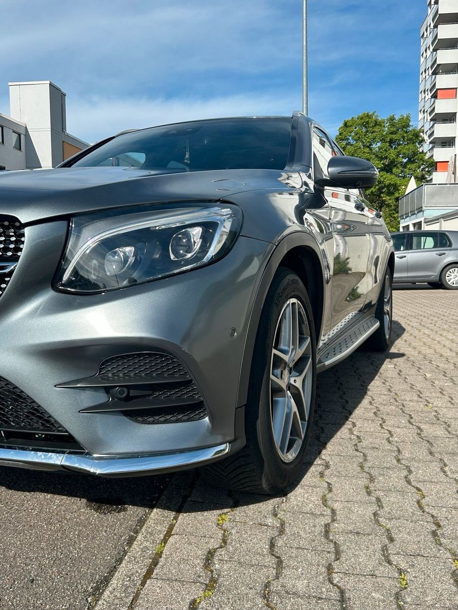 MERCEDES-BENZ GLC 250d AMG-Line/Pano/ 360cam/ Standheizung