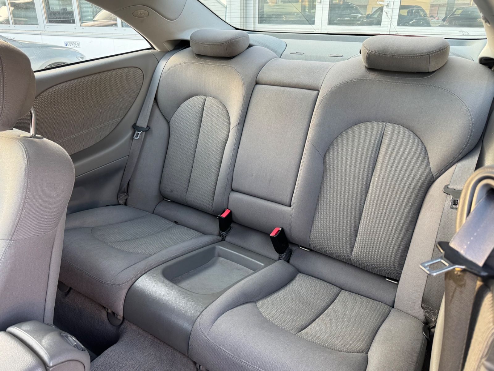 Fahrzeugabbildung Mercedes-Benz CLK 200 Kompressor Coupe/Elegance/S-Dach/SHZ/