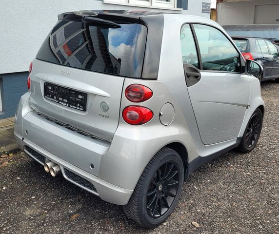 Smart ForTwo coupé 1.0 52kW mhd limited silver lim...