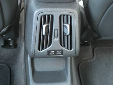 BMW X1 - 10