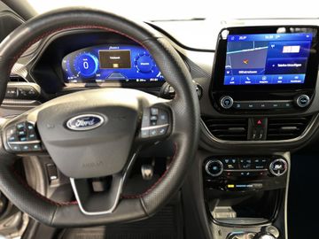 Fotografie des Ford Puma 1.0 EcoBoost Hybrid ST-LINE X