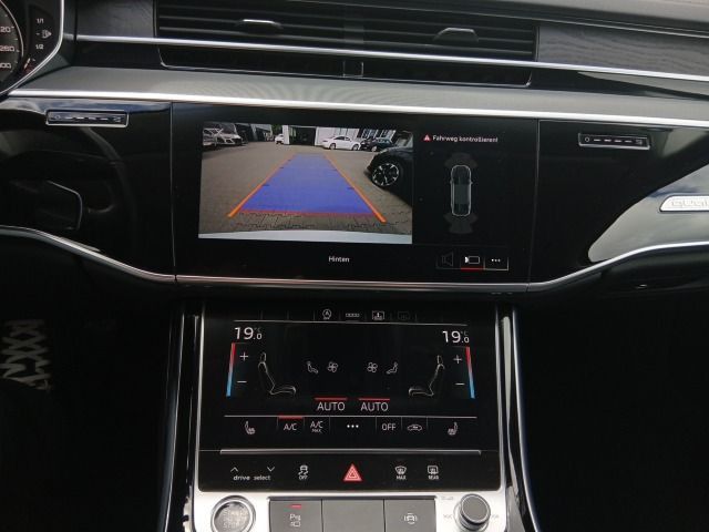 Audi A8 - Bild 13