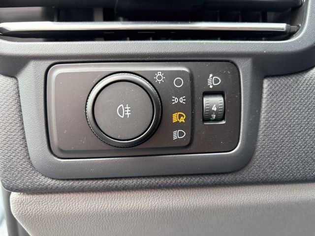 Fahrzeugabbildung Ford Tourneo Custom 2.0 320 L1 Nugget Titanium