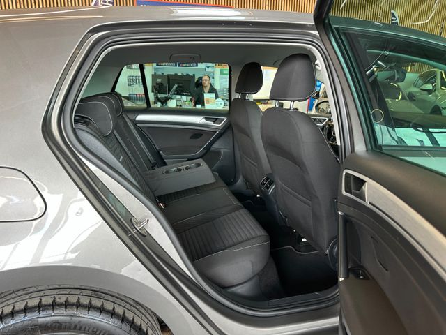 Volkswagen Golf VII Lim. Cup BMT *1.Hand*ACC*AHK*