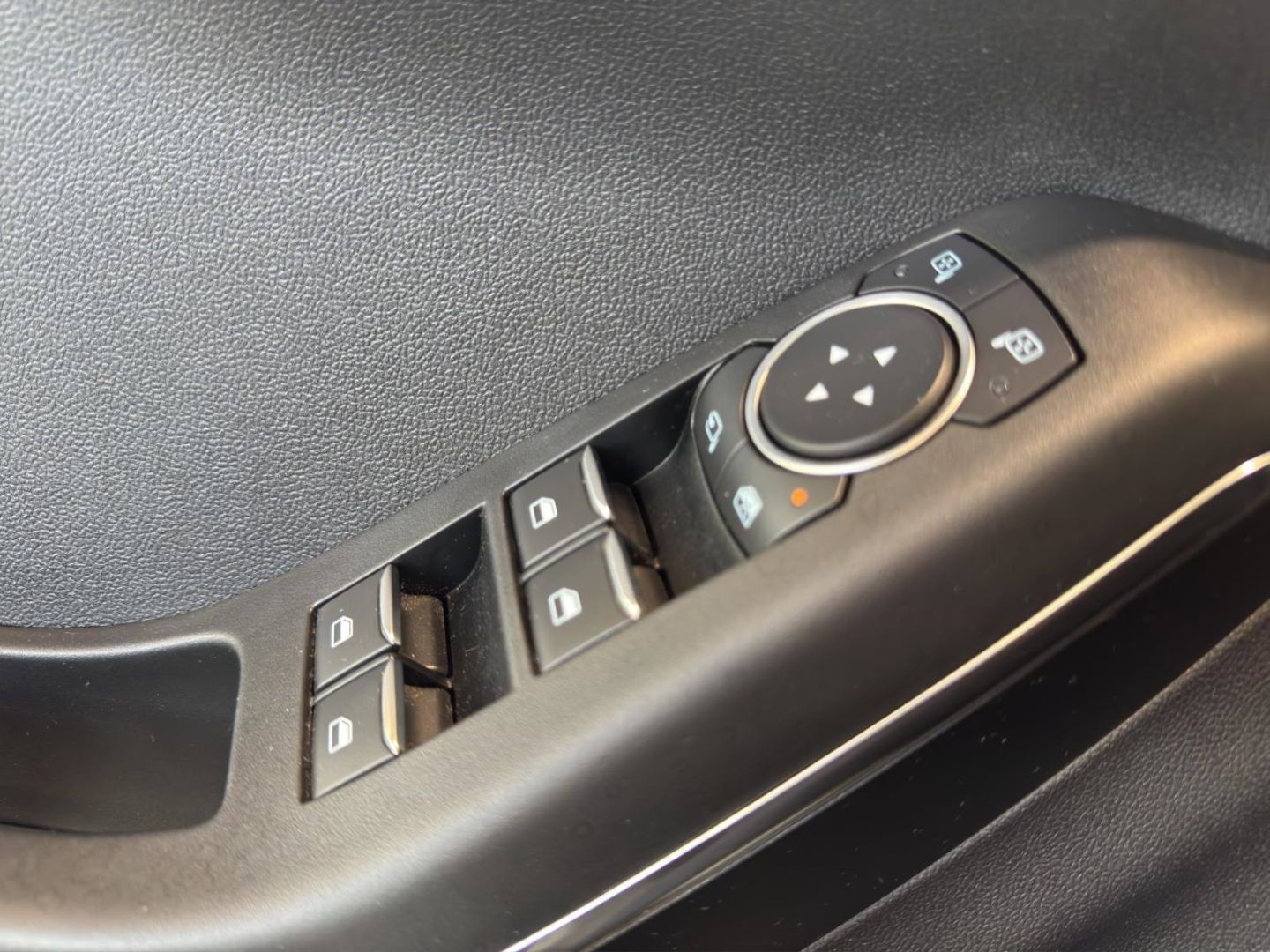 Fahrzeugabbildung Ford Puma ST-Line X El. Panodach Navi Digitales Cockp