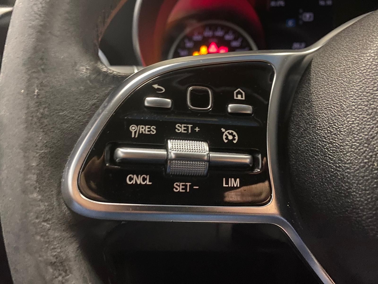 Fahrzeugabbildung Mercedes-Benz C 220 2.0 CDI Avantgarde+NAVI+AHK schwenk+KAMERA