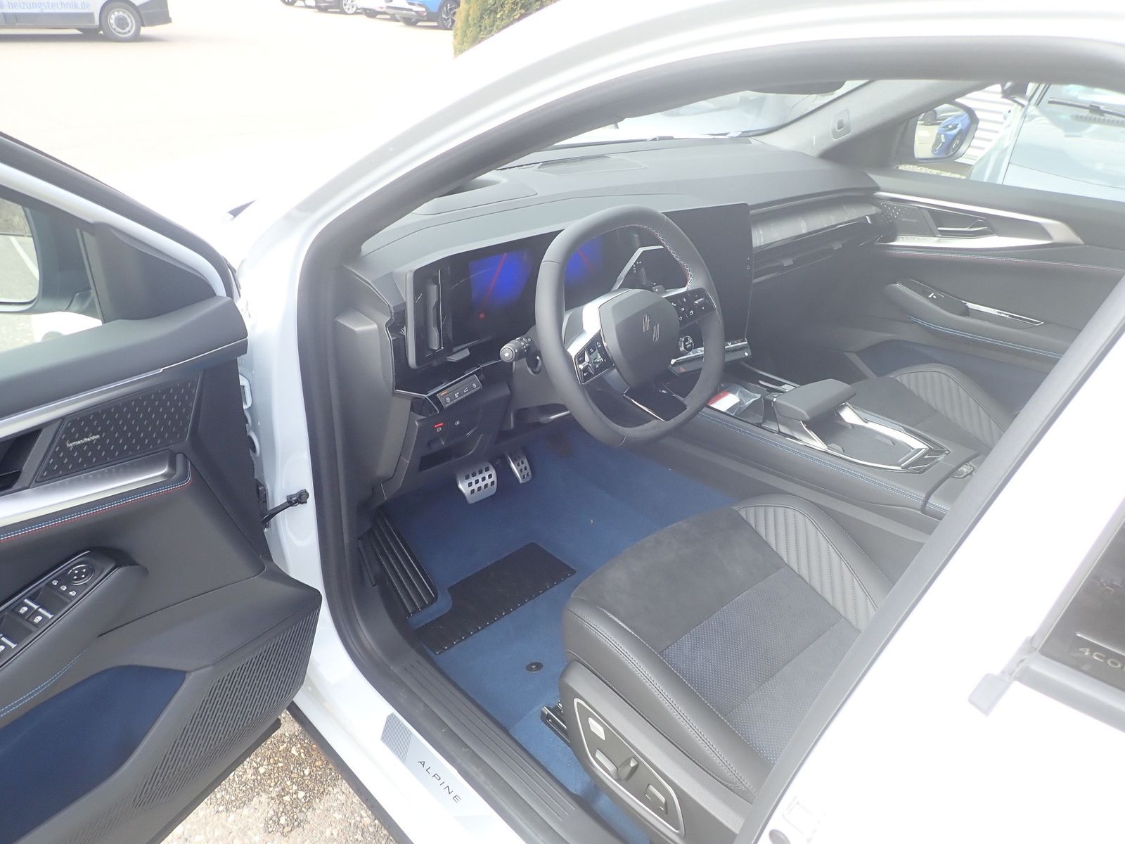 Fahrzeugabbildung Renault Rafale Esprit Alpine E-Tech Plug-in Hybrid 300 4