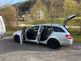 Mercedes-Benz C 350 T ELEGANCE Autom. ELEGANCE - Mercedes-Benz C 350 mit Benzin-Antrieb: Kombi, Automatik