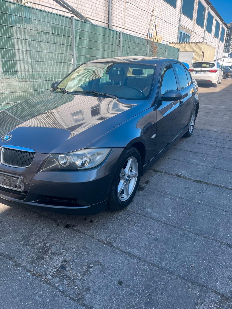 BMW 320 Baureihe 3 Lim. 320i