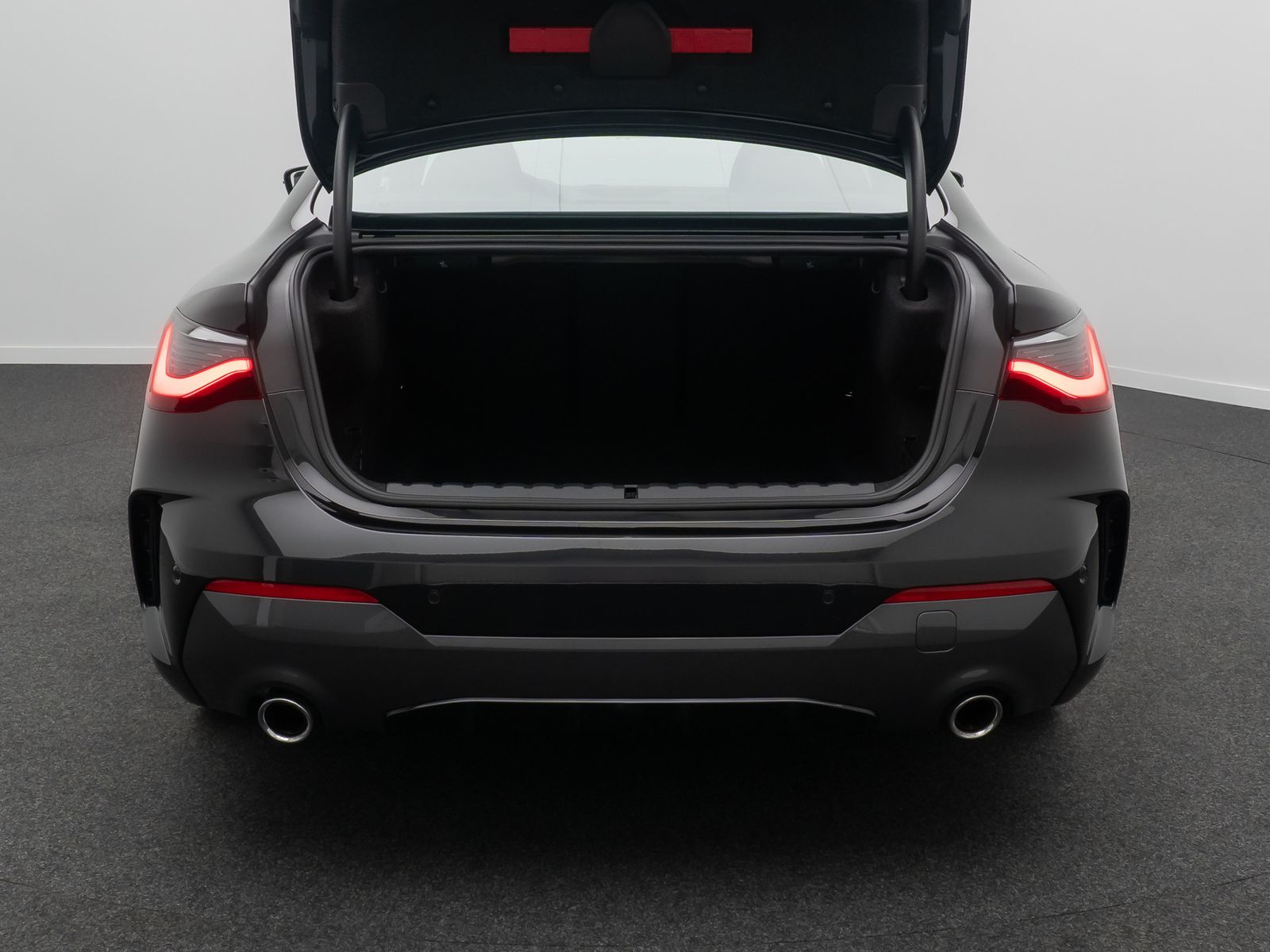 Fahrzeugabbildung BMW 420i Coup&eacute; M Sport Alarm FernlichtAss DAB 18Zoll