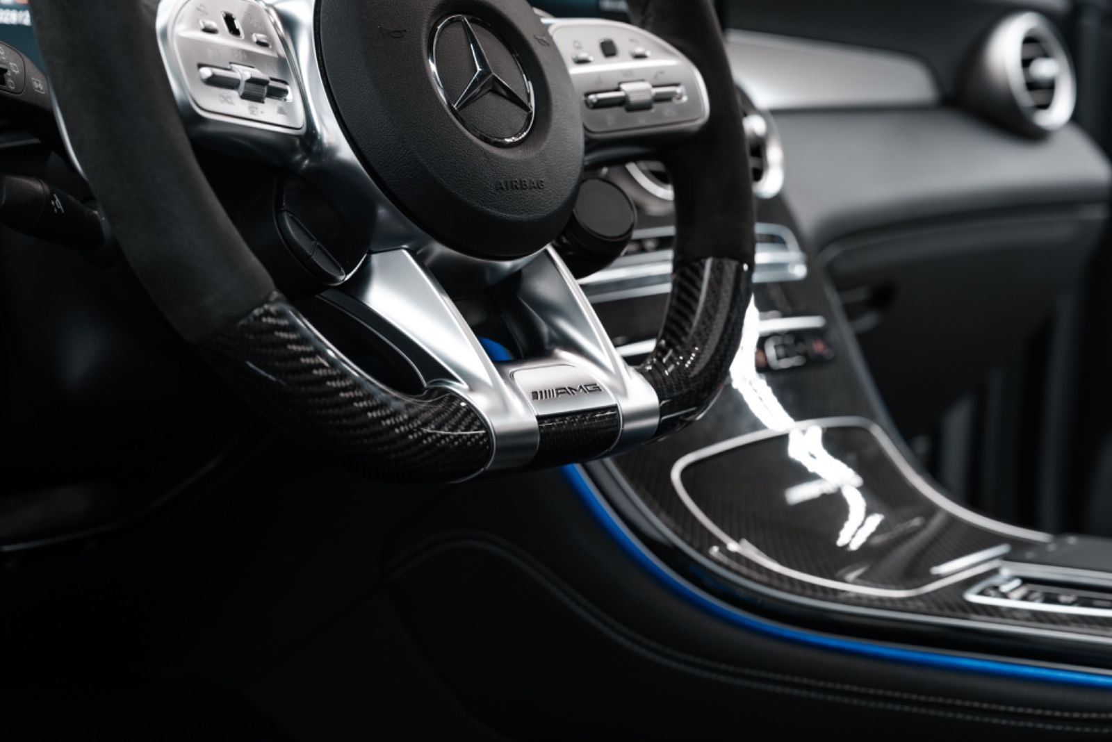 Fahrzeugabbildung Mercedes-Benz GLC 63 S AMG BUSINESS/HUD/PANO/NIGHT/BURM