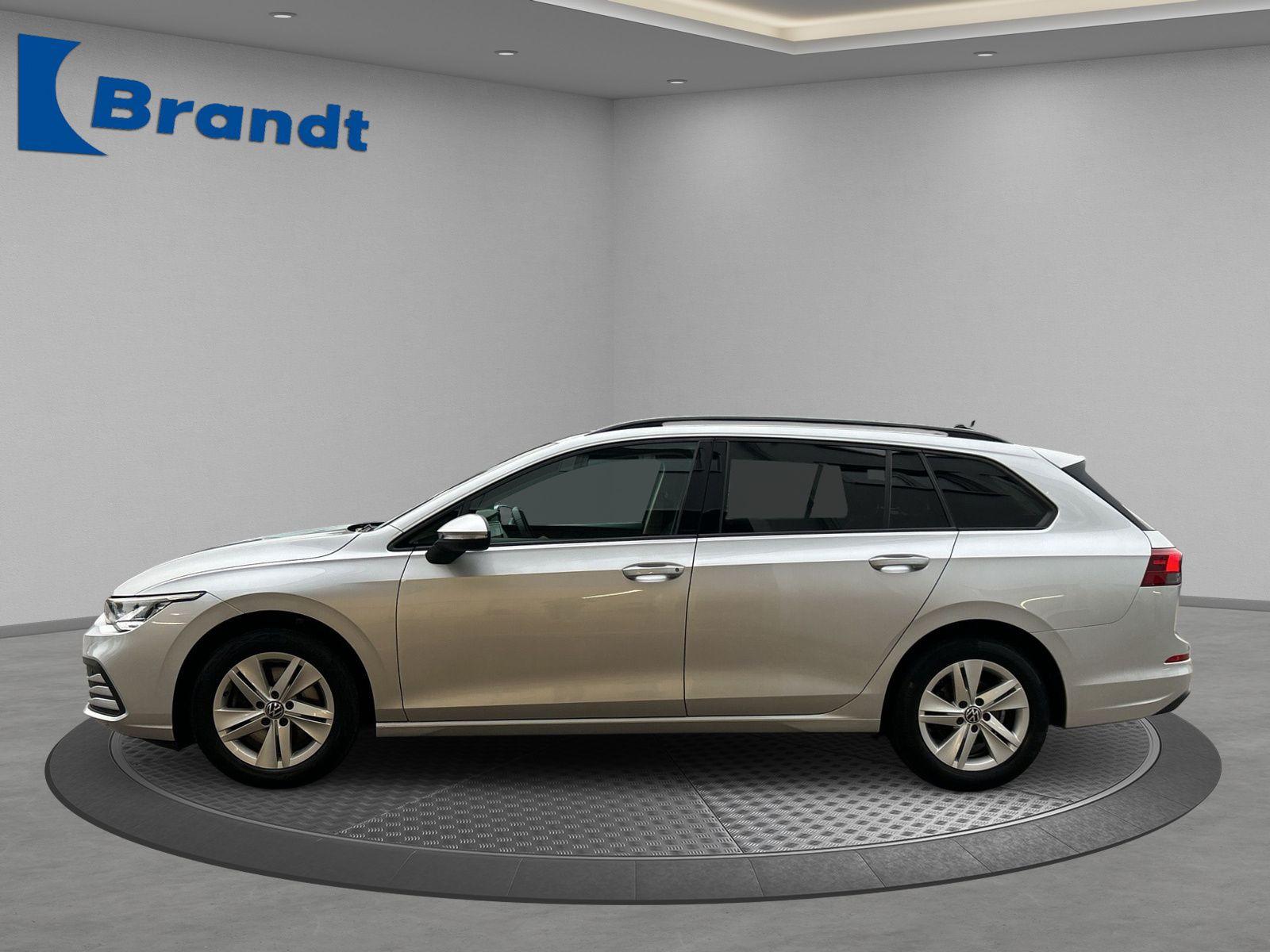 Volkswagen Golf VIII Variant 2.0 TDI Life DSG+LED+NAVI+ACC