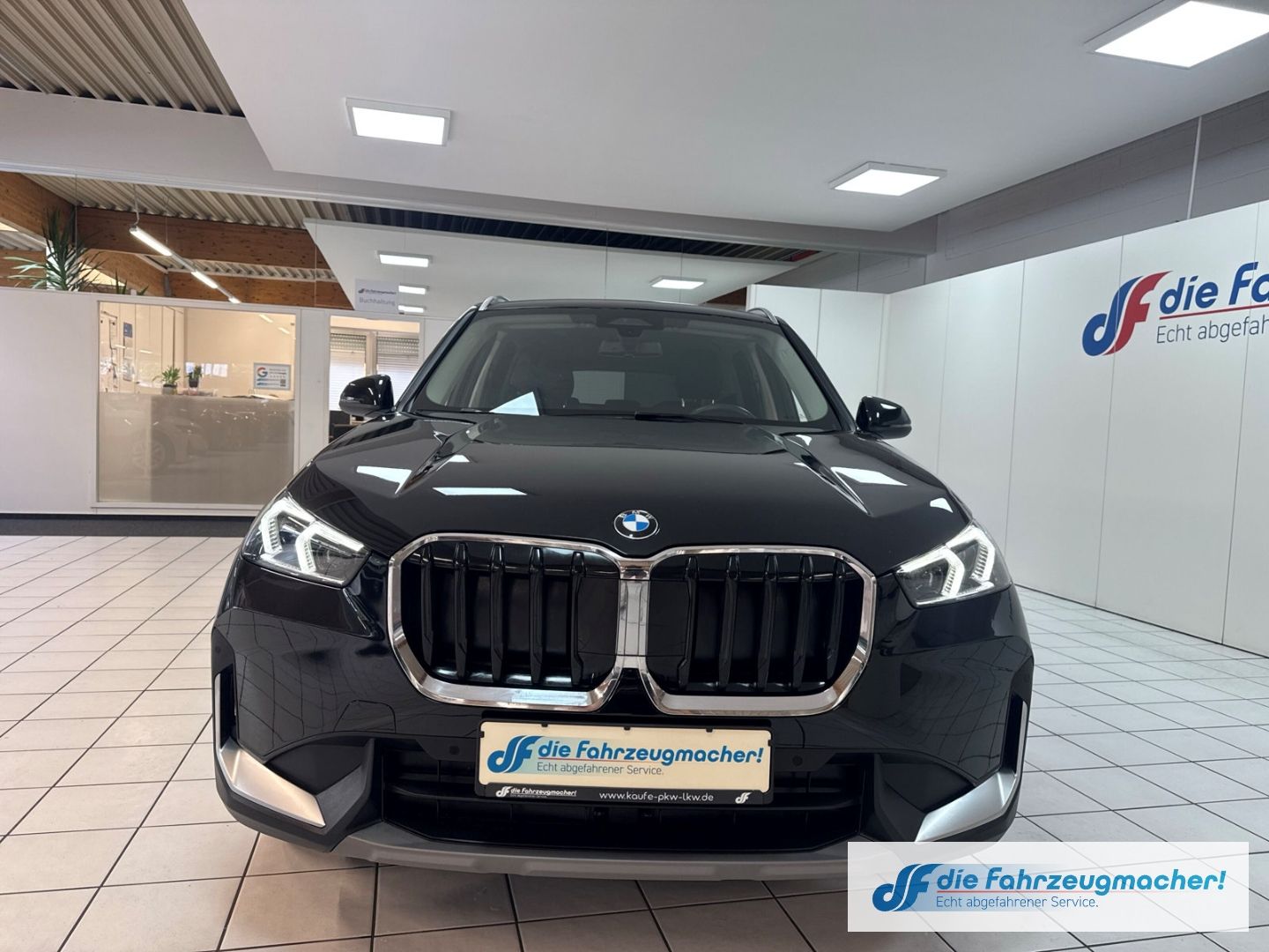Fahrzeugabbildung BMW X1 xDrive 20 d Park-Assistent Navi Digitales Coc